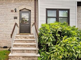 44 Highview Dr, Woodbridge, NJ