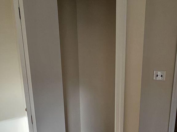 2nd image of 686 Eagle Ave #2B
