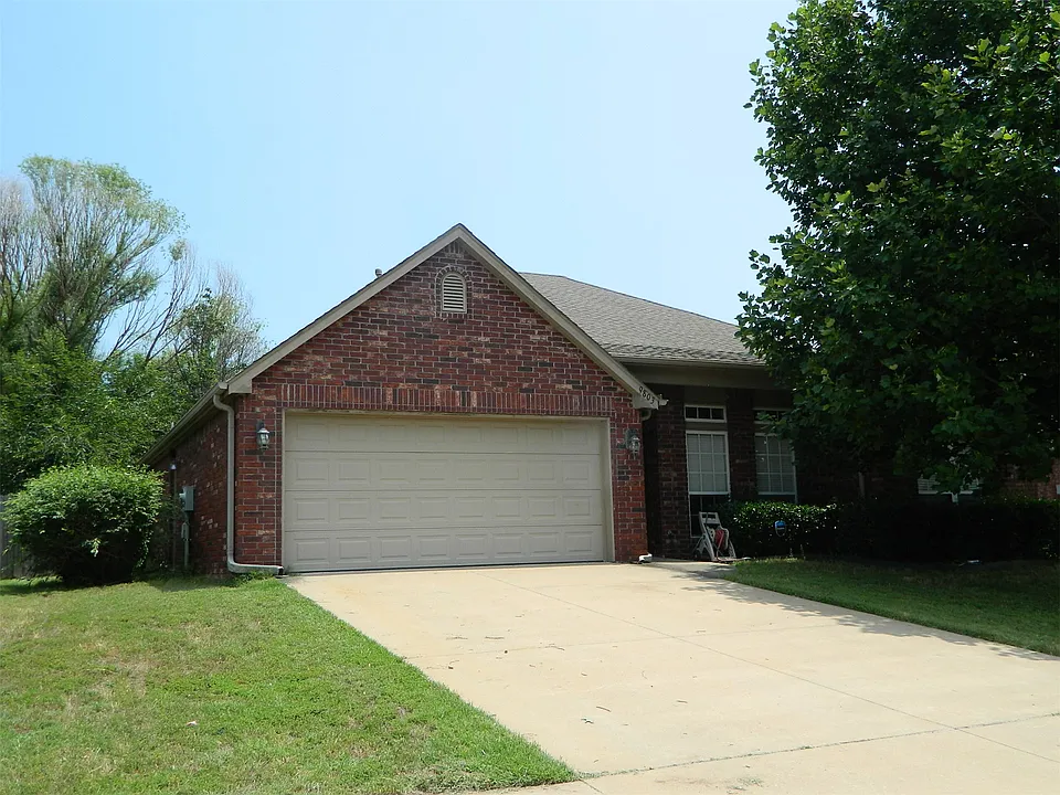 9803 N 100th East Ave