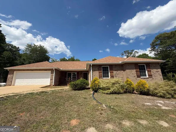 402 Renee Rd, Pendergrass, GA 30567