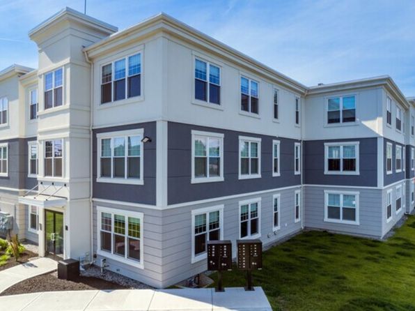 25 Circle St APT 10