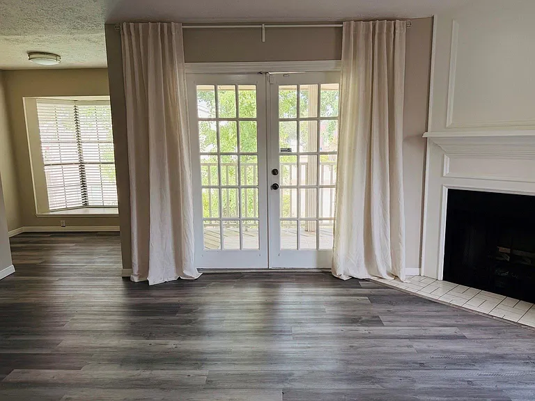 2220 Bering Dr #12 — Photo 11