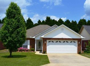 270 Windsor Garden Dr, Enterprise, AL 36330