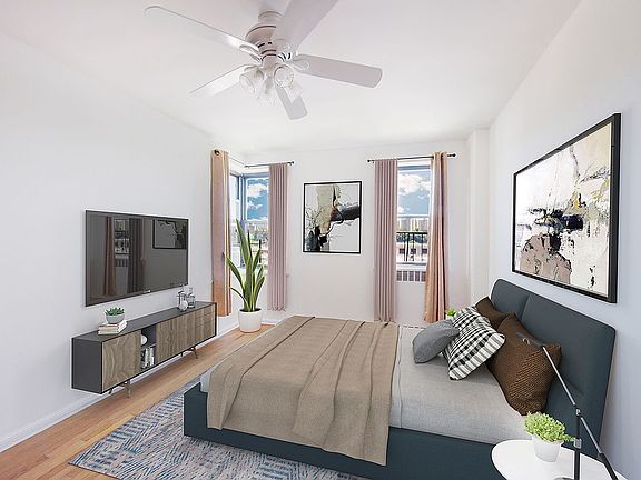 3rd image of 90 Park Ter E APT 3A