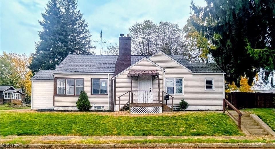 1st image of 1540 Miami Ct NE
