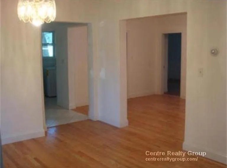 10 Frances St #1 — Photo 8