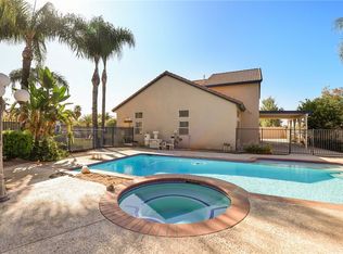 7376 Glen Oaks Rd, Highland, CA 92346