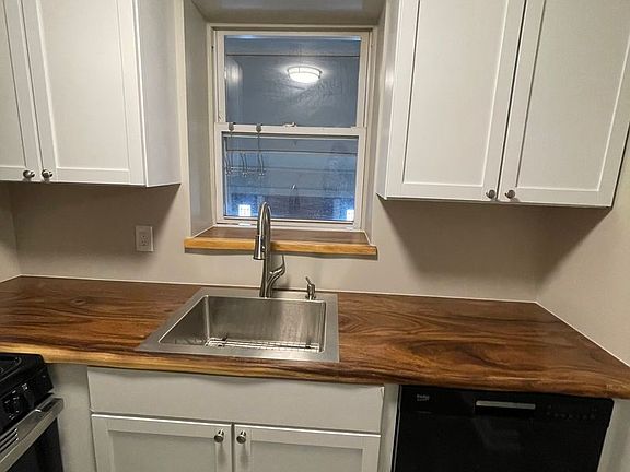 3rd image of 742 N Negley Ave APT 2