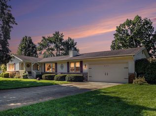 26812 Stoney Creek Dr, Elkhart, IN 46514