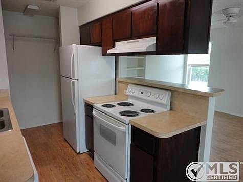 5th image of 5109 Herrick Ct APT D