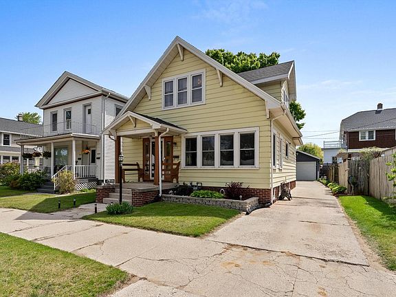 2nd image of 1811 N 2nd STREET