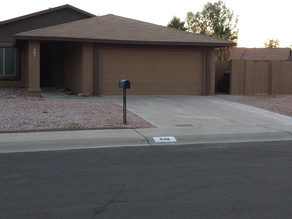 1st image of 842 N 87th Pl