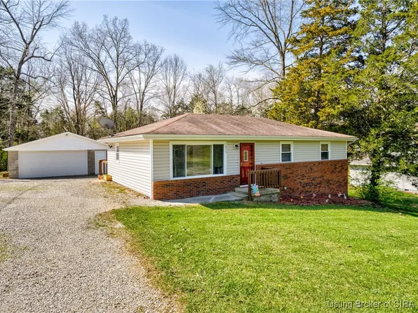 1675 Dogwood Drive NE, New Salisbury, IN 47161