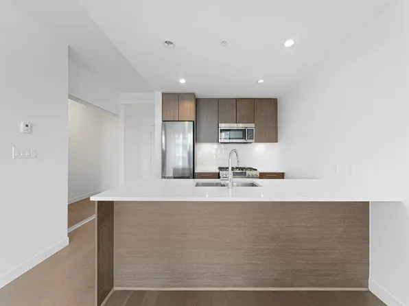 9060 University Cres, Burnaby, BC