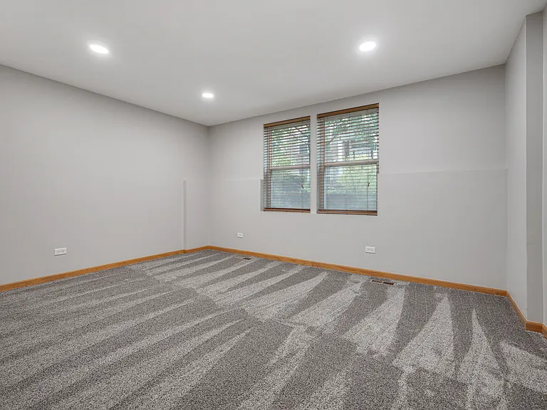 5568 Cambridge Way — Photo 21