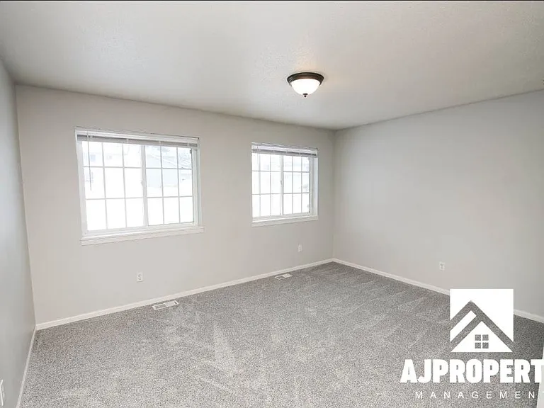 4907 S Tennis Ln — Photo 5
