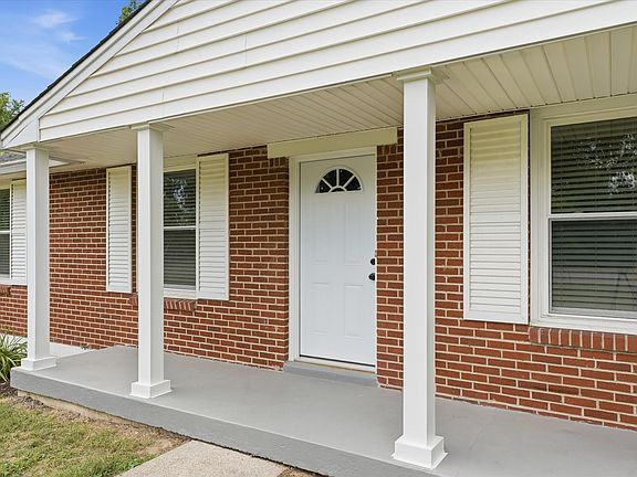 3rd image of 4703 Langston Dr