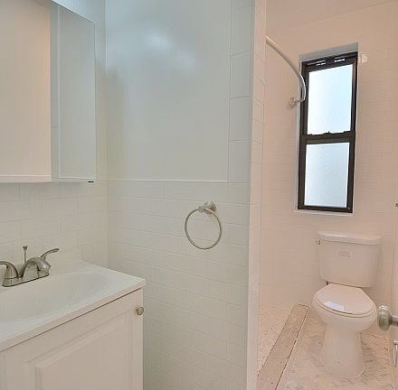 5th image of 503 W 122nd St APT 10