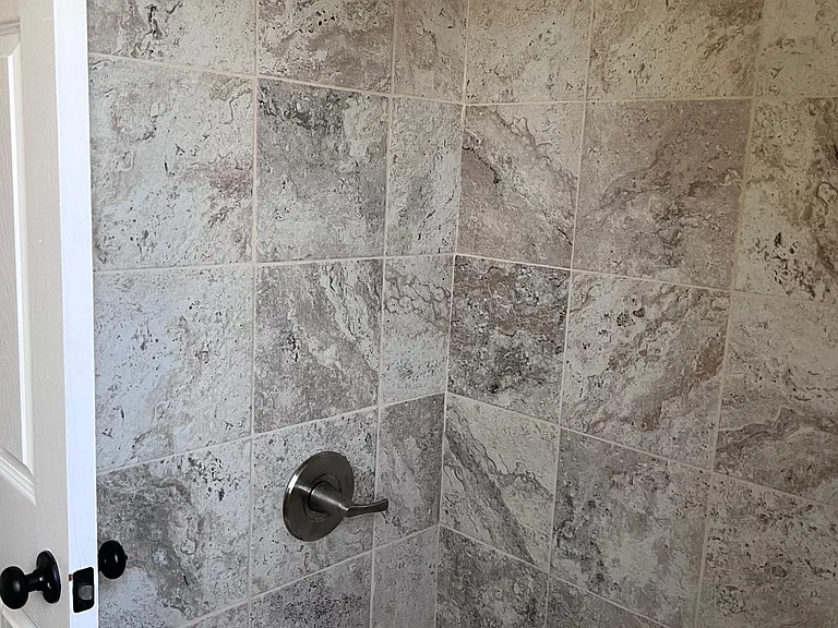 383 Rule St — Photo 10