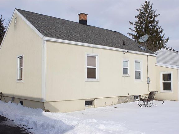 3rd image of 1241 Kossuth Ave