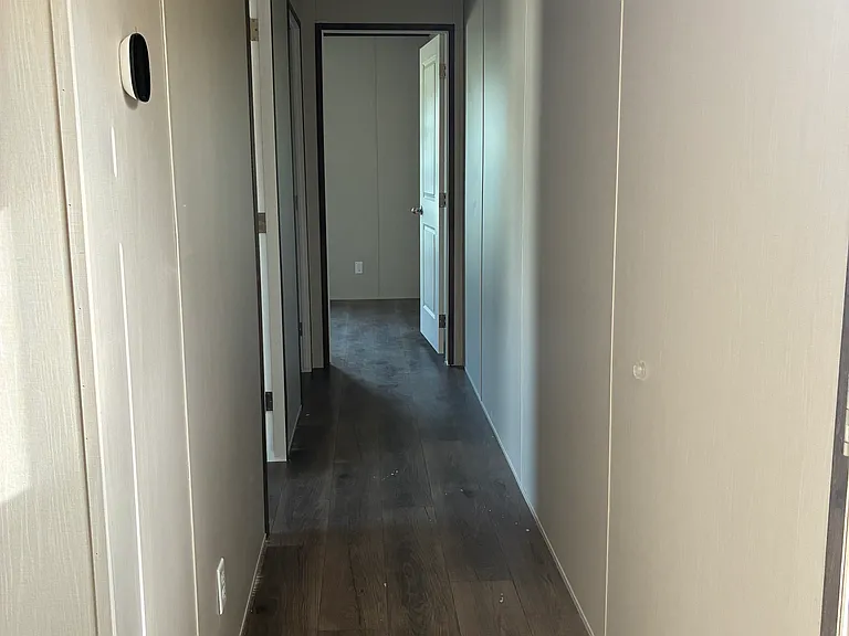 218 Eller Dr — Photo 10