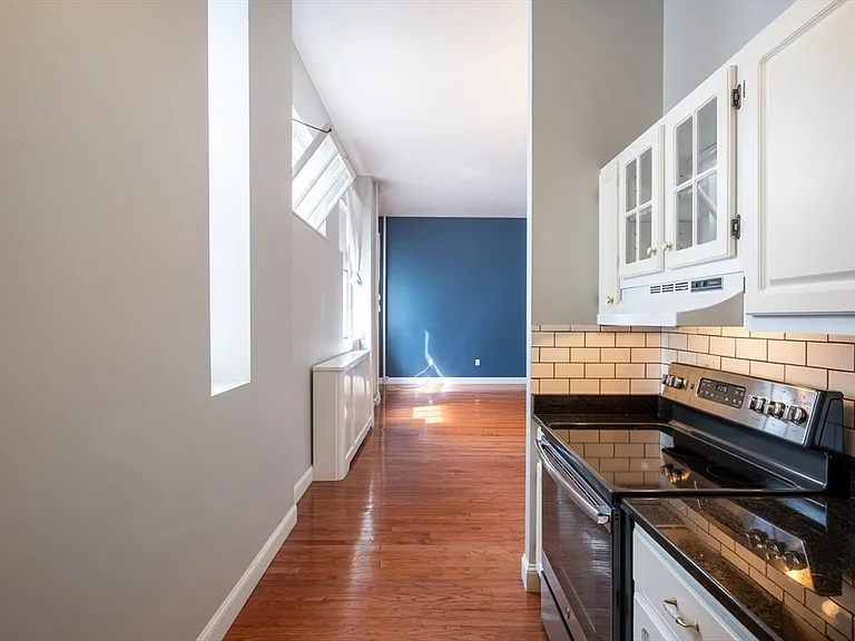 16 Balmoral St #422 — Photo 11