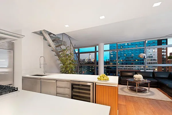 Sold by Corcoran | media 23