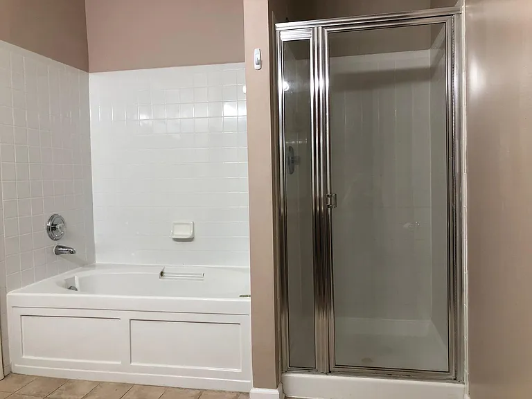 2412 Chestnut Terrace Ct #103 — Photo 6