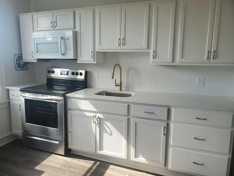 1801 W Cheltenham Ave #2 — Photo 2