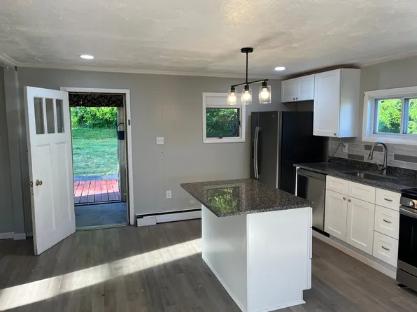 100 Campbell Ave, Cuddy, PA 15031