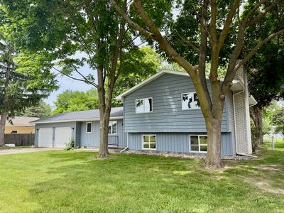605 E Liberty St, Chesaning, MI, 48616