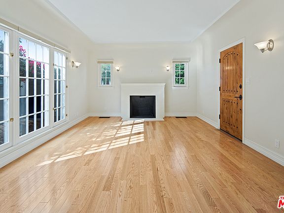 3rd image of 1452 Cardiff Ave