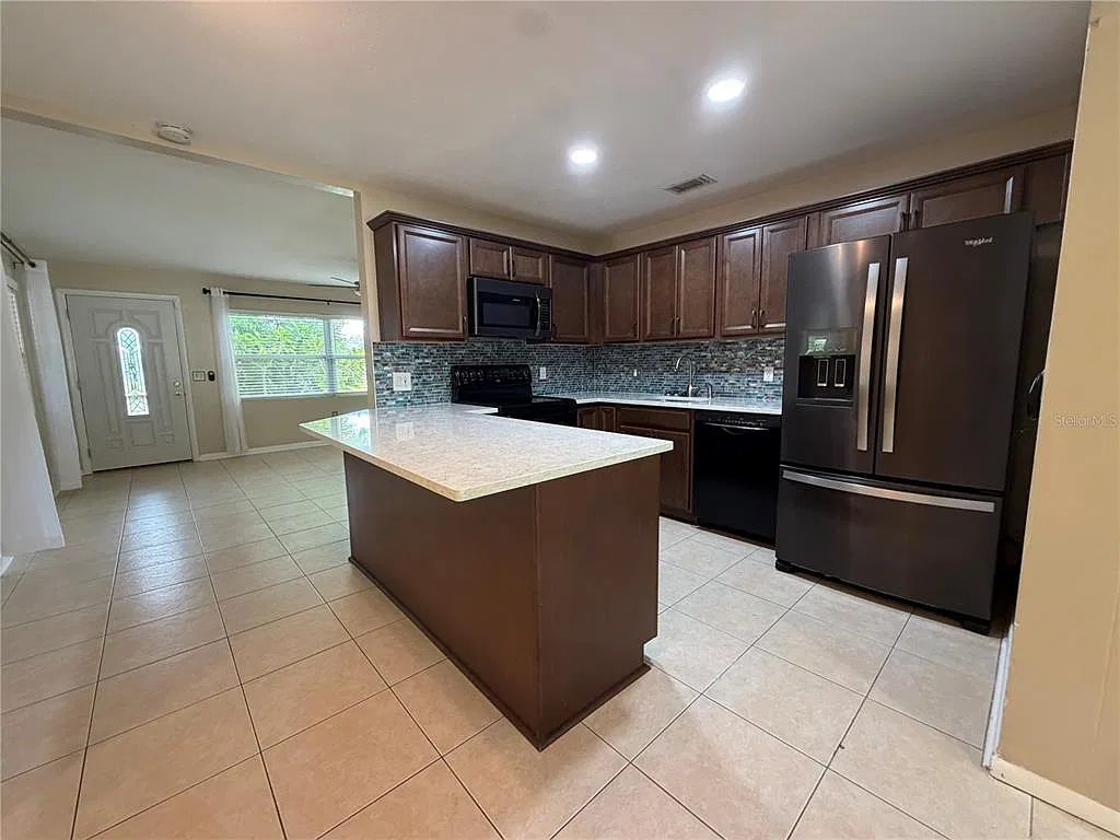 2 bed, 2.0 bath, 1148 sqft, $2,200 — Photo 4