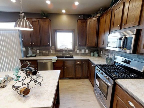 4th image of 4783 Farmingdale Dr #S8fwz9