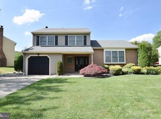 3 Devonshire Rd, Mount Laurel, NJ 08054