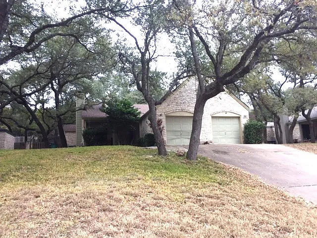 373 Fantail Loop — Photo 1