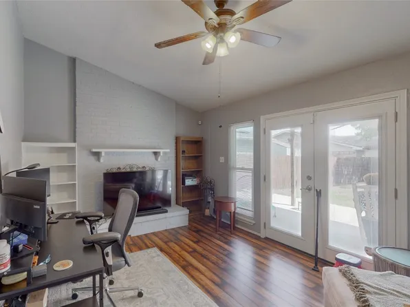 4220 Shagbark St, Fort Worth, TX 76137