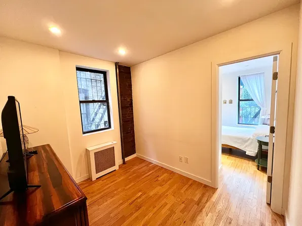 197 East 3rd Street image 3 of 8