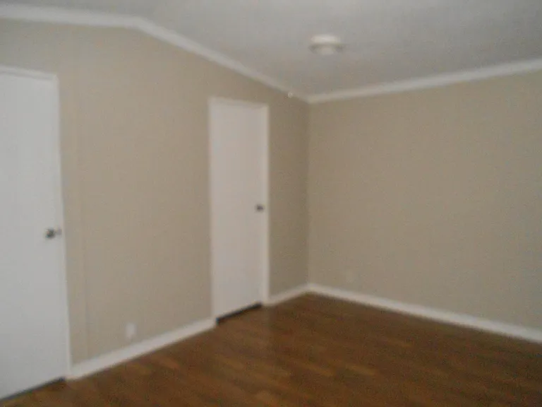 7037 Chantel Dr — Photo 4