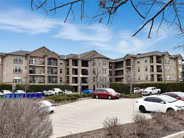 2045 Appleby Line #203, Burlington, ON L7L 7G9