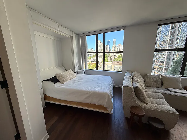 989 Beatty St #1108 — Photo 4