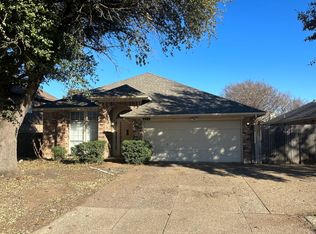8009 Tree Leaf Ln, Fort Worth, TX 76123