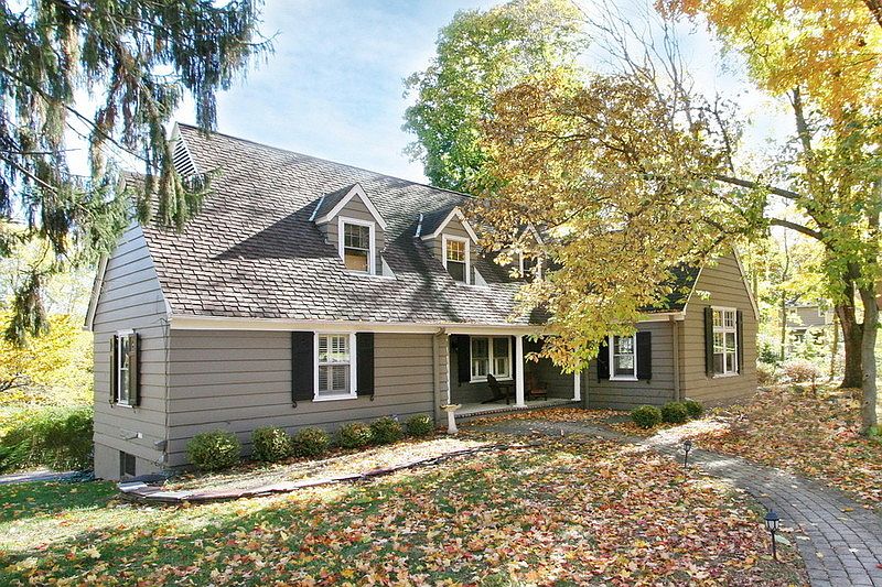 Beautiful Expanded Cape
						:
						Situated on quiet street within walking distance to downtown Basking Ridge