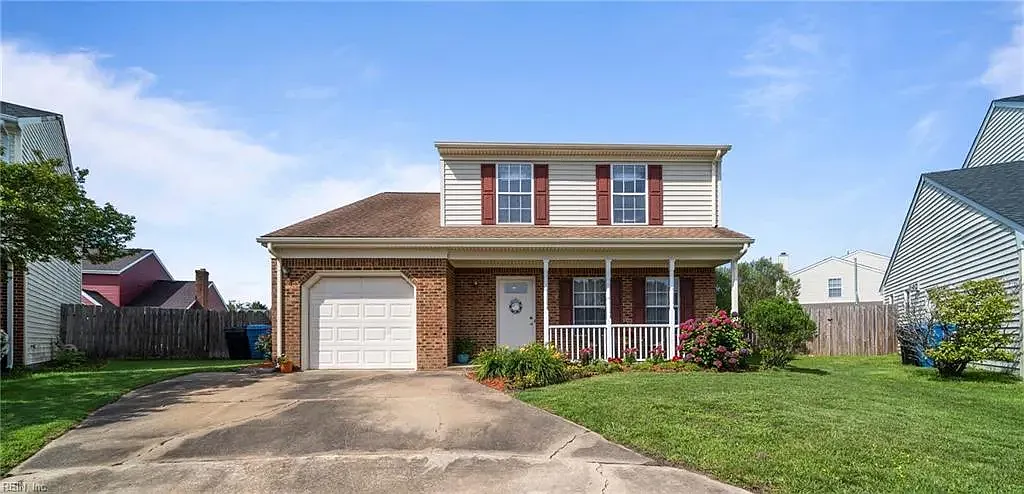 4 bed, 2.5 bath, 1970 sqft, $2,700 — Photo 1