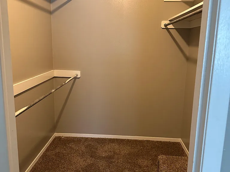 2363 S White Oak Dr — Photo 16