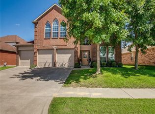 630 Rosarita Rd, Arlington, TX 76002