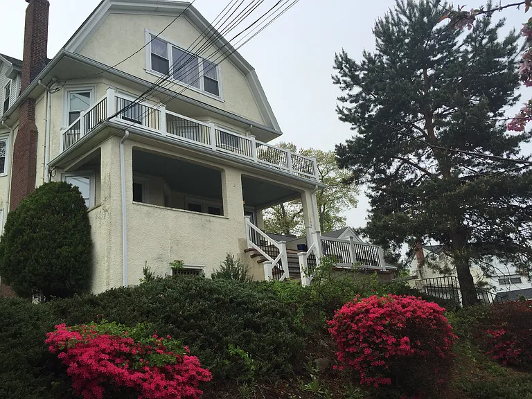 1900 Washington St #3 — Photo 9
