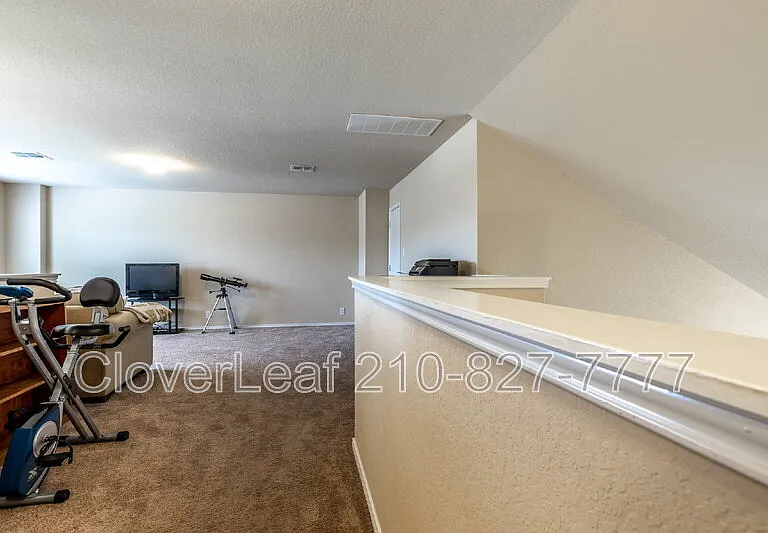 740 Smooth Wine — Photo 30