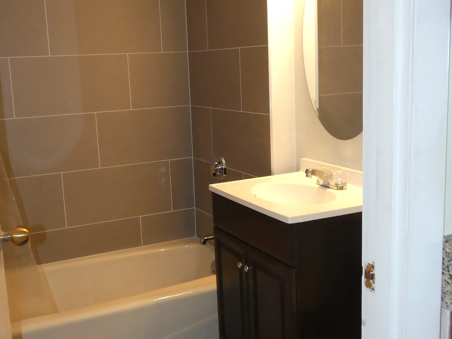 2 bed, 1226 sqft, $2,500 — Photo 4