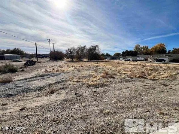 321 Silver Spur Dr, Fallon, NV 89406